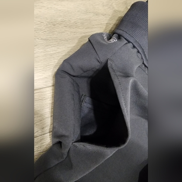 Russell Like New Dark Gray Jogger Pants - Picture 7 of 7